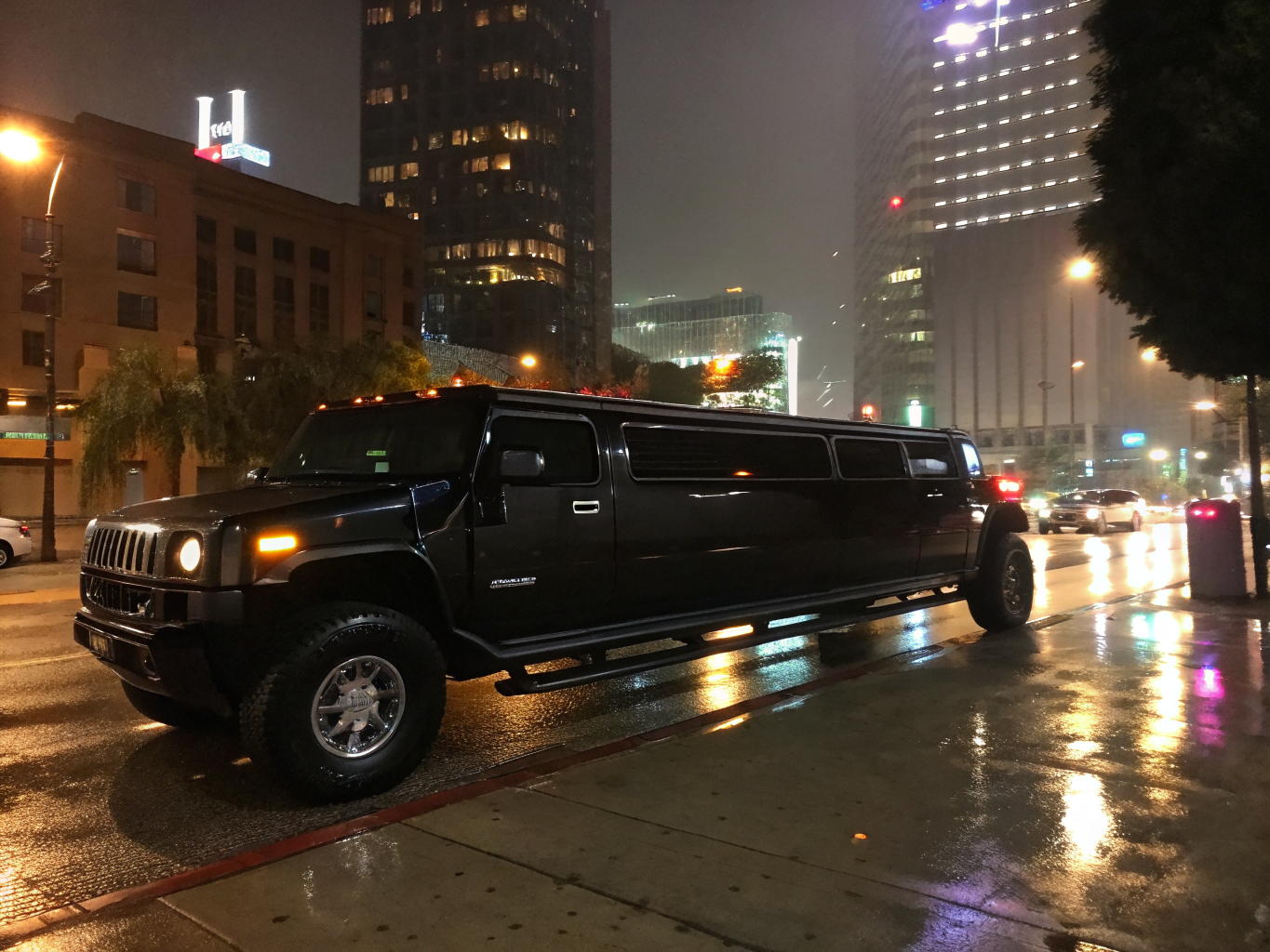 Hummer Limousine Stretch Limousine