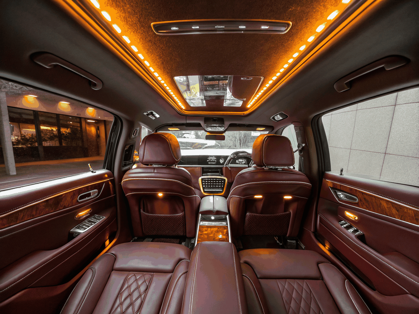 Luxury Black Car Service